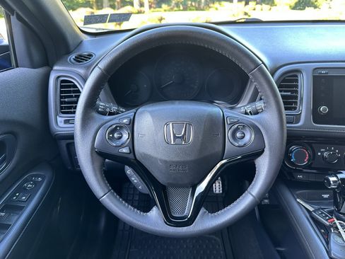 Used 2021 Honda HR-V Sport image 21