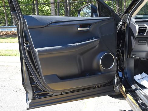 Used 2016 Lexus NX 200t FWD image 17