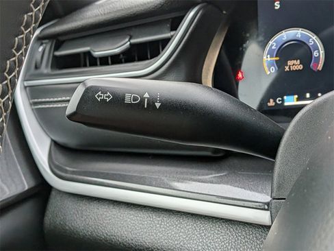 Used 2023 Jeep Grand Cherokee Altitude image 31