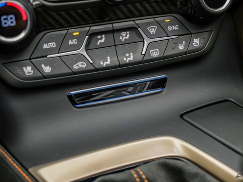 Used 2019 Chevrolet Corvette ZR1 RWD image 74