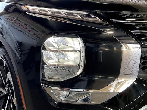 Used 2024 Mitsubishi Outlander SEL image 27