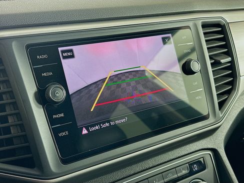 Used 2021 Volkswagen Atlas SE image 22