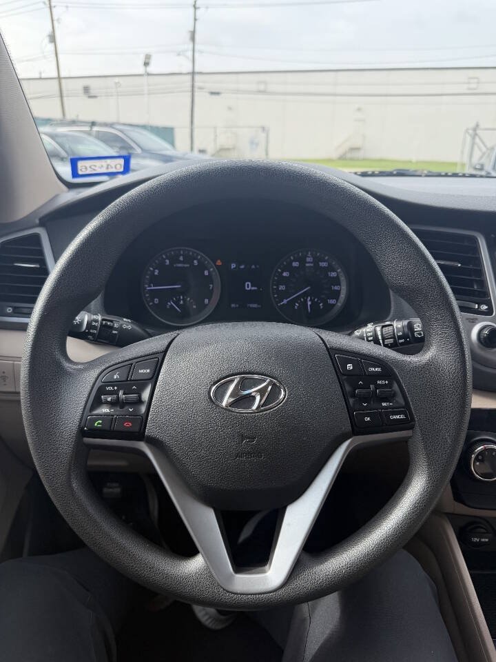 Used 2017 Hyundai Tucson SE w/ SE Popular Package 02 AWD/4WD image 13