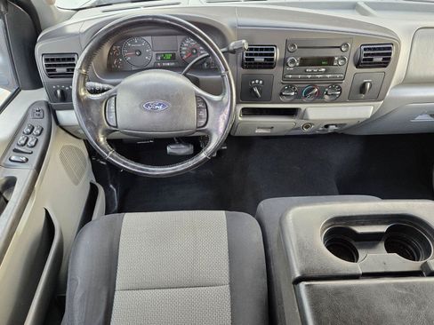 Used 2005 Ford F250 XL AWD/4WD image 13