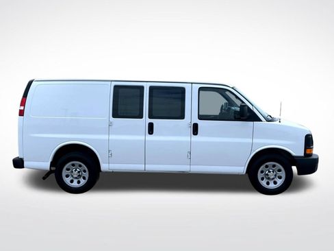 Used 2014 Chevrolet Express 1500 RWD image 5