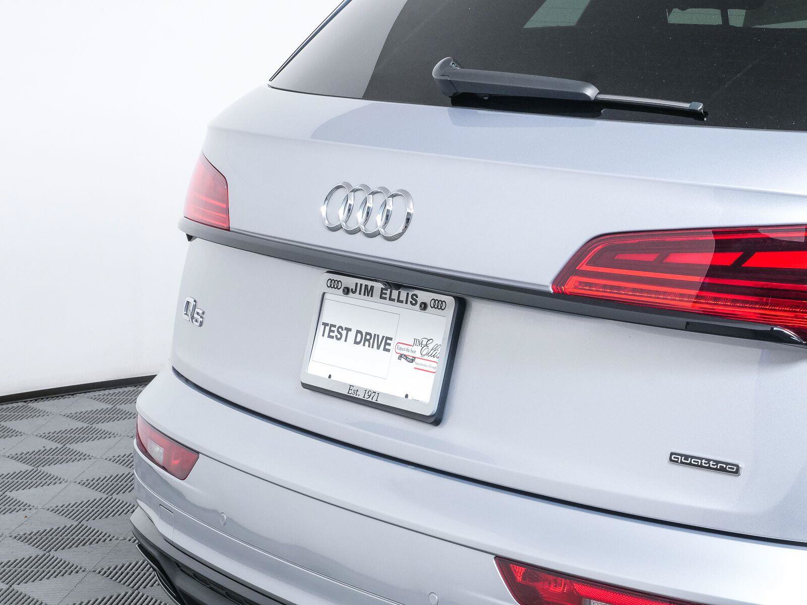 Used 2023 Audi Q5 2.0T Premium Plus w/ Premium Plus Package AWD/4WD image 36