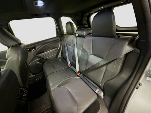 Used 2025 Subaru Forester Touring AWD/4WD image 30
