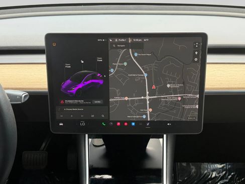 Used 2020 Tesla Model Y Long Range image 16