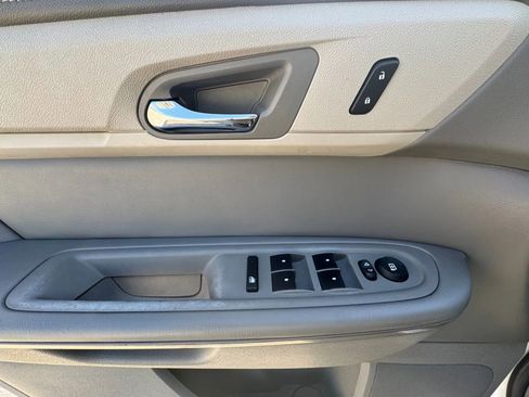 Used 2017 Chevrolet Traverse LS image 15