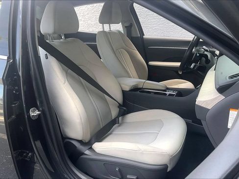 Used 2025 Hyundai Sonata SEL FWD image 22