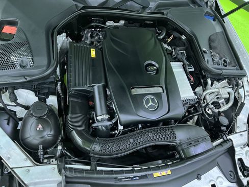Used 2019 Mercedes-Benz E 300 image 30