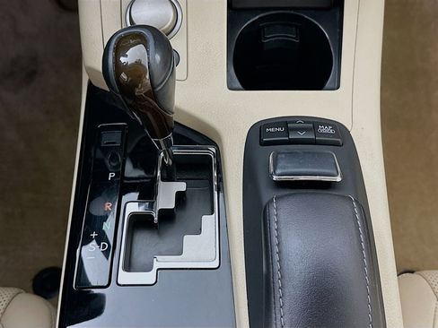 Used 2013 Lexus ES 350 w/ Luxury Pkg FWD image 25