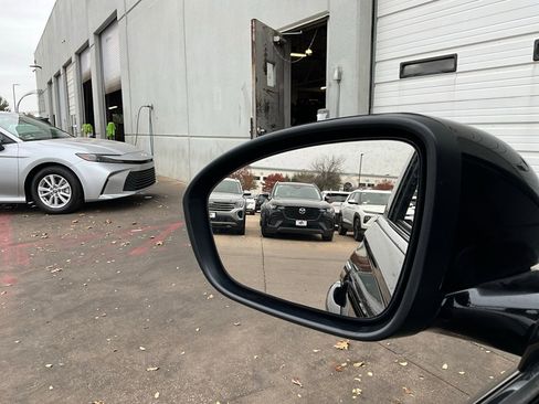 Used 2025 Nissan Altima 2.5 SR image 19