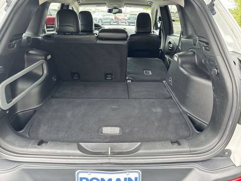 Used 2017 Jeep Cherokee Limited AWD/4WD image 20