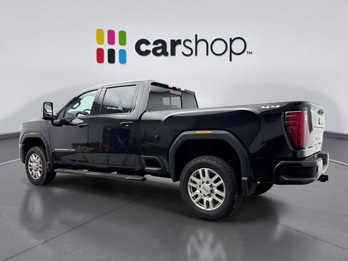 Used 2024 GMC Sierra 2500 SLT w/ SLT Premium Package AWD/4WD image 3