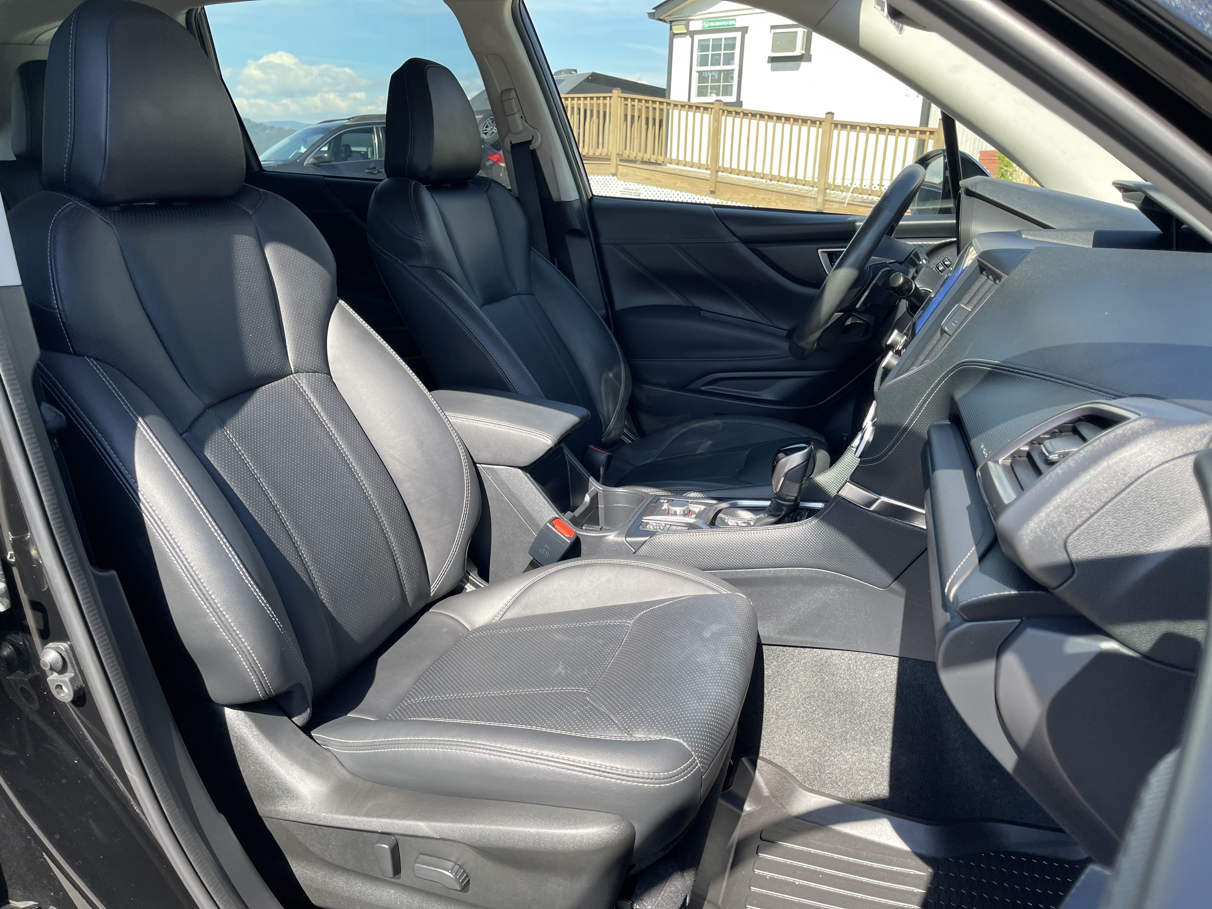 Used 2022 Subaru Forester Touring AWD/4WD image 10