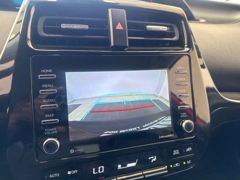 Used 2022 Toyota Prius XLE FWD image 22