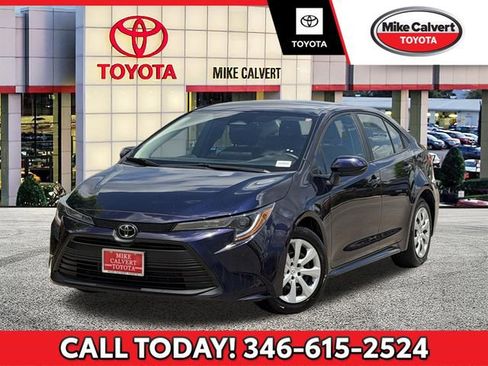 Used 2024 Toyota Corolla LE FWD image 1