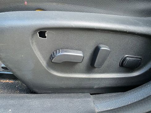 Used 2015 Nissan Rogue SL w/ SL Premium Package image 16