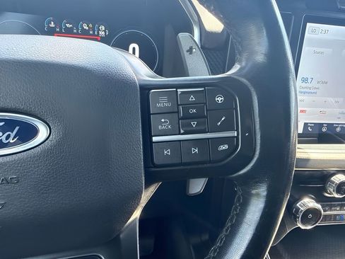 Used 2022 Ford F150 Raptor w/ Equipment Group 801A High AWD/4WD image 18