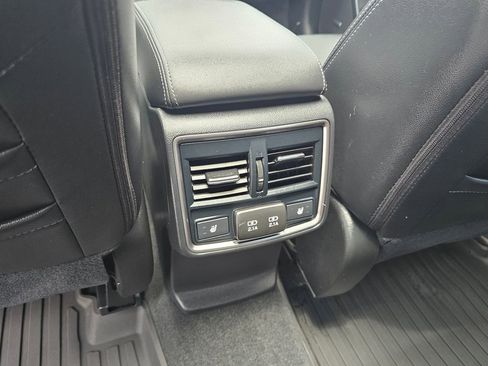 Used 2021 Subaru Forester Touring AWD/4WD image 14