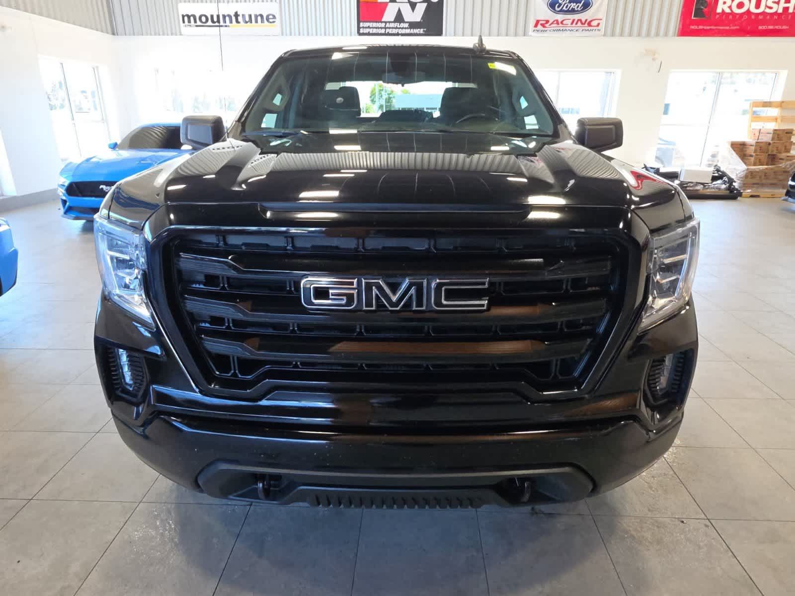 Used 2021 GMC Sierra 1500 Elevation AWD/4WD image 2