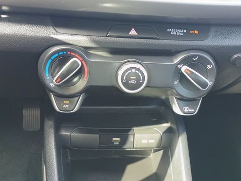 Used 2022 Kia Rio LX FWD image 12