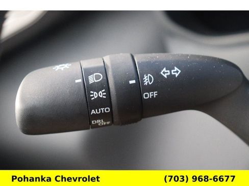 Used 2025 Toyota Sequoia Limited w/ Tow Technology Package AWD/4WD image 10