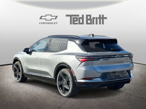 New 2026 Chevrolet Equinox EV RS image 6