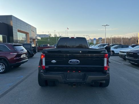 Used 2017 Ford F350 King Ranch w/ King Ranch Ultimate Package image 3