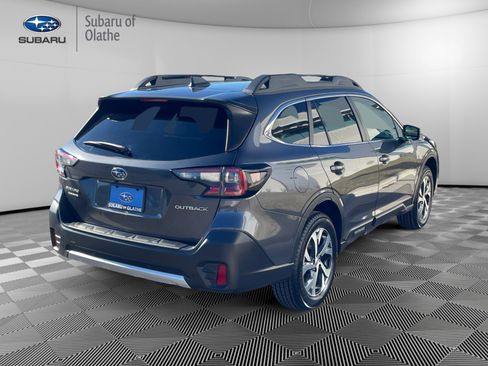 Certified 2022 Subaru Outback Limited image 11