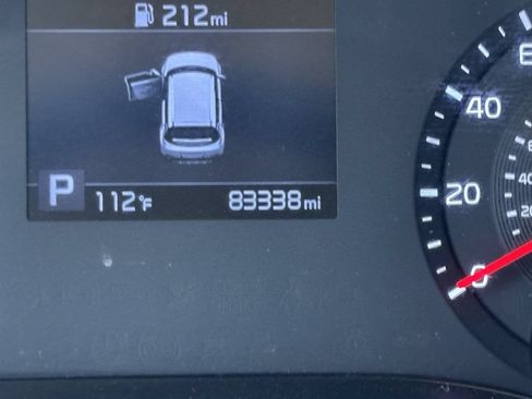 Used 2020 Kia Soul GT-Line FWD image 29