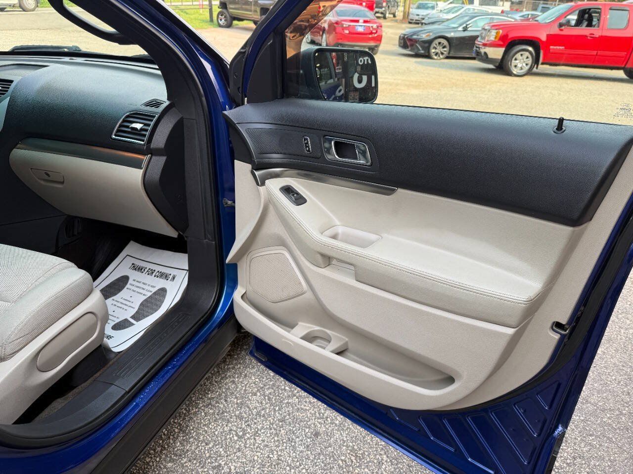 Used 2015 Ford Explorer FWD image 18