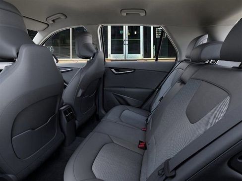 New 2026 Kia Niro EX image 18