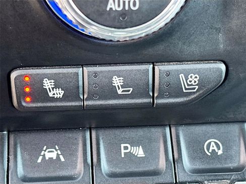 Used 2021 GMC Sierra 1500 Denali w/ Denali Ultimate Package image 20