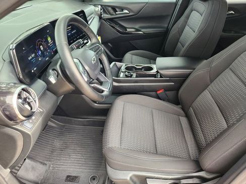 Used 2026 Chevrolet Equinox LT w/ Midnight Edition FWD image 13
