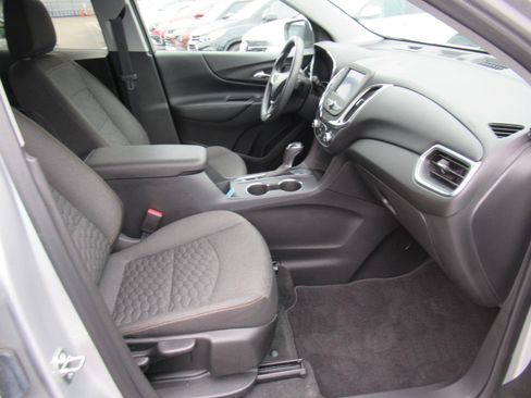 Used 2020 Chevrolet Equinox LT FWD image 10