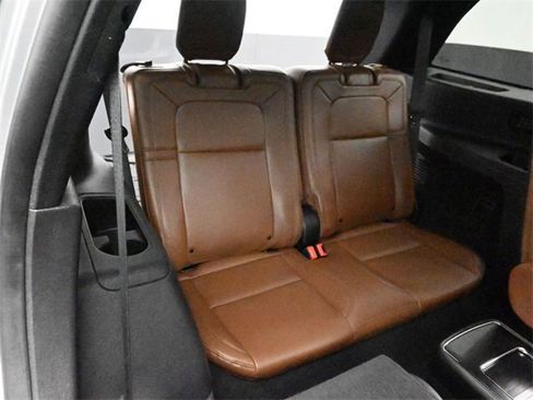 Used 2022 Lincoln Aviator Reserve w/ Equipment Group 201A image 30