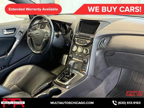 Used 2013 Hyundai Genesis 3.8 RWD image 13