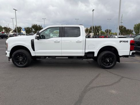 New 2026 Ford F350 XLT w/ XLT Premium Package AWD/4WD image 6