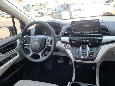 New 2026 Honda Odyssey EX-L image 16