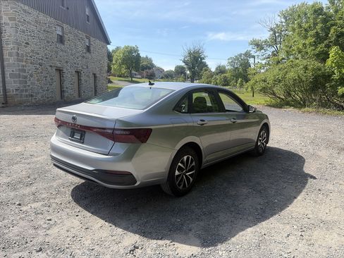 Used 2025 Volkswagen Jetta S FWD image 5