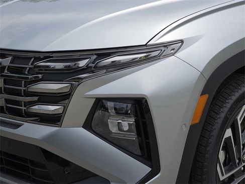 New 2025 Hyundai Tucson Limited image 6