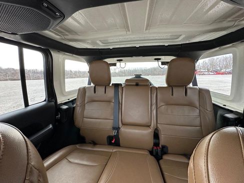 Used 2022 Jeep Wrangler Unlimited Sahara w/ Cold Weather Group image 21