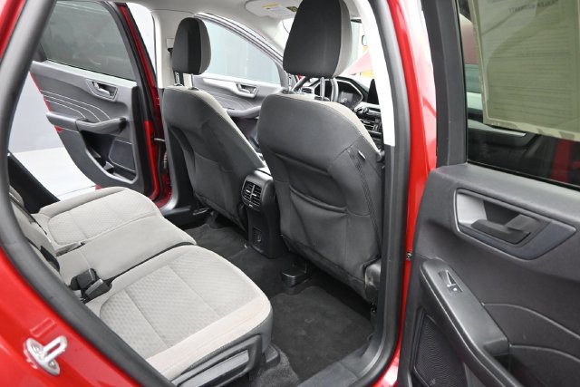 Used 2022 Ford Escape SE w/ SE Sport Appearance Package FWD image 20