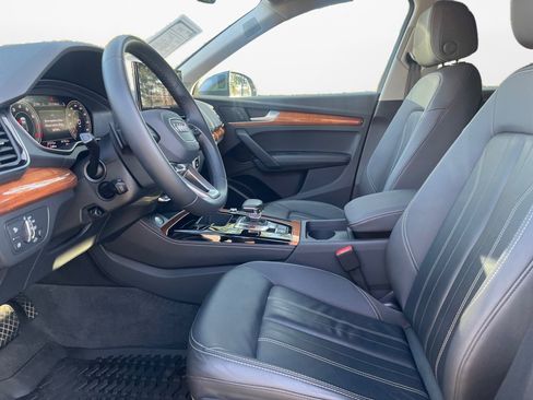 Used 2023 Audi Q5 2.0T Premium Plus w/ Premium Plus Package image 9