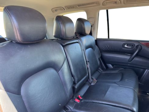 Used 2019 Nissan Armada SL w/ Premium Package image 18