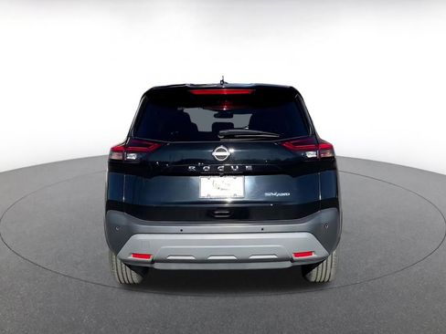 Used 2023 Nissan Rogue SV image 12