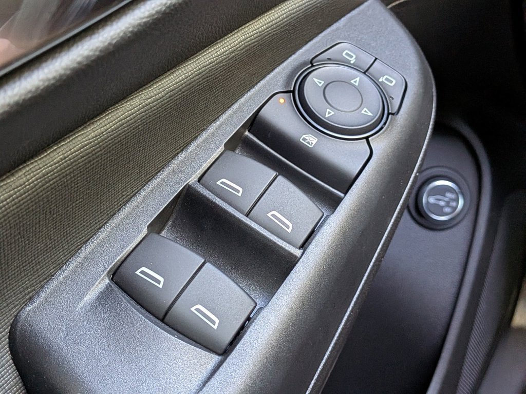 New 2026 Buick Envista Avenir FWD image 26