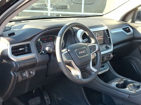 Certified 2023 GMC Acadia SLE w/ Driver Convenience Package image 10